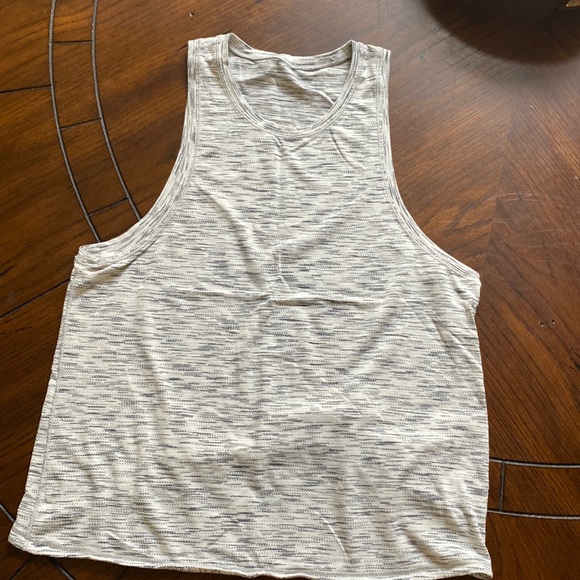 Lululemon muscle tee - Picture 1 of 2